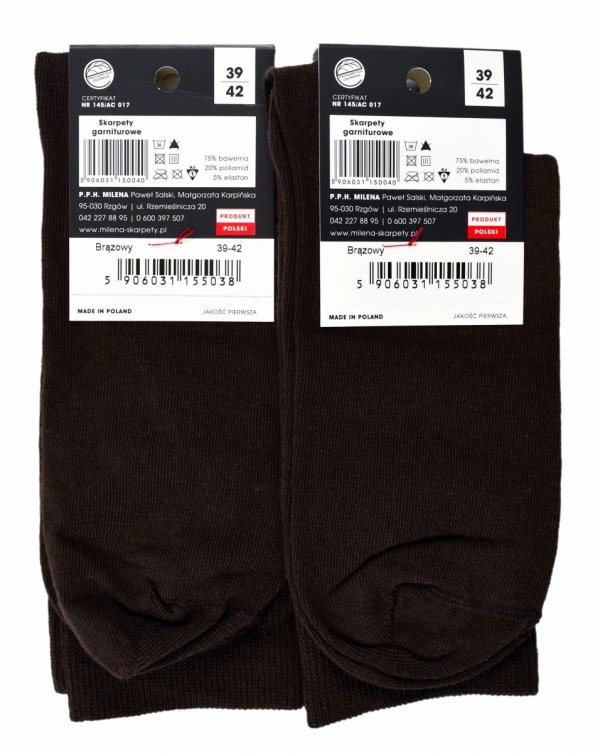 Eleganckie skarpety Milena łączą polską jakość i ponadczasowy styl. Idealne do garnituru, biura lub na wyjątkowe okazje.