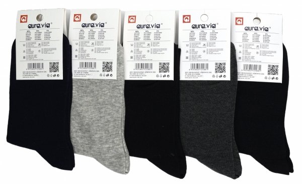 Minimalistyczne skarpety z bawełny to ponadczasowy wybór dla nastolatków. Idealnie pasują do jeansów, dresów i sneakersów, tworząc modny, lekki look.