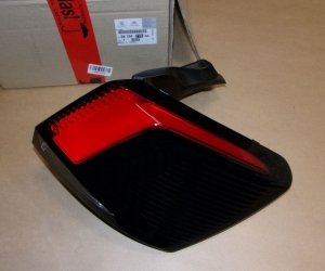ORIGINAL FÜR PEUGEOT 3008 2016- RÜCKLEUCHTE Rechts MM , 9810477080