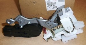 ORIGINAL Türschloss Türschloß Schloss Rechts Citroen Peugeot C1 107 Aygo ,  9138G7