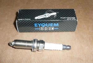 Neu Zündkerze EYQUEM  EYQ RWN42HSIPW