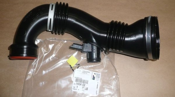 Original Turboschlauch Ladeluftschlauch CITROEN PEUGEOT 1.6 HDI 1434E2