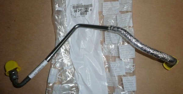 ORIGINAL  Ölleitung Turbolader Lader Citroen Peugeot 1.6 16V / 1.6 THP 9824001880 037956