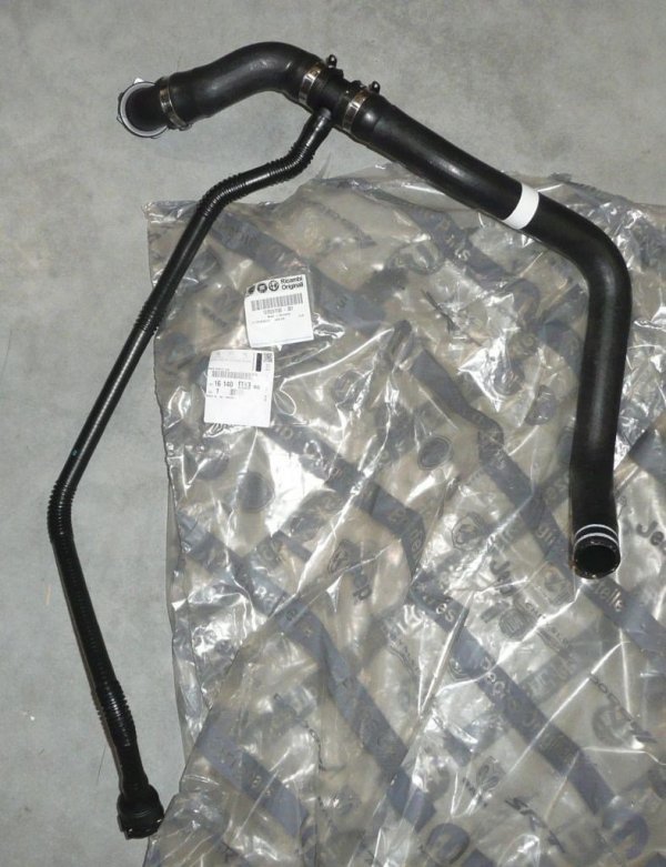 Original Kühlmittelschlauch rechts Peugeot Boxer III 2014- 2.0 -2.2 hdi , 1680410680 , 1614086880