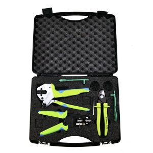 ZESTAW NARZĘDZI SOLARKIT- PEŁNY ZESTAW  (ZACISKARKA, KLUCZE, OBCINAK, ŚCIAGĄCZ IZOLACJI, WALIZKA)