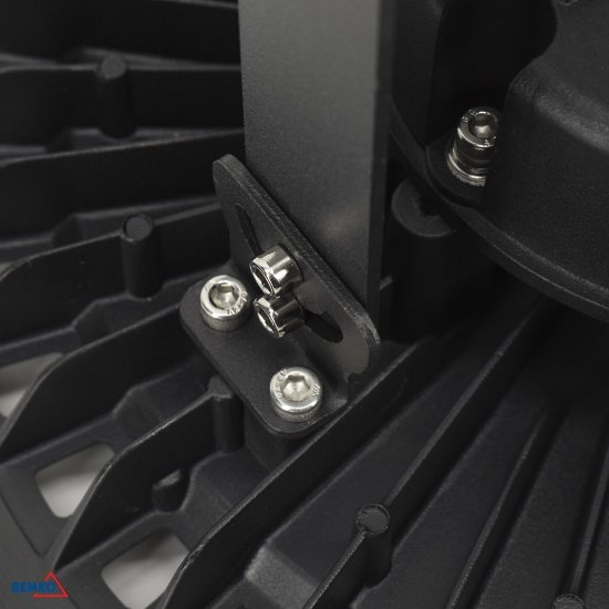 UCHWYT MONTAŻOWY DO OPRAWY HBU3 100W