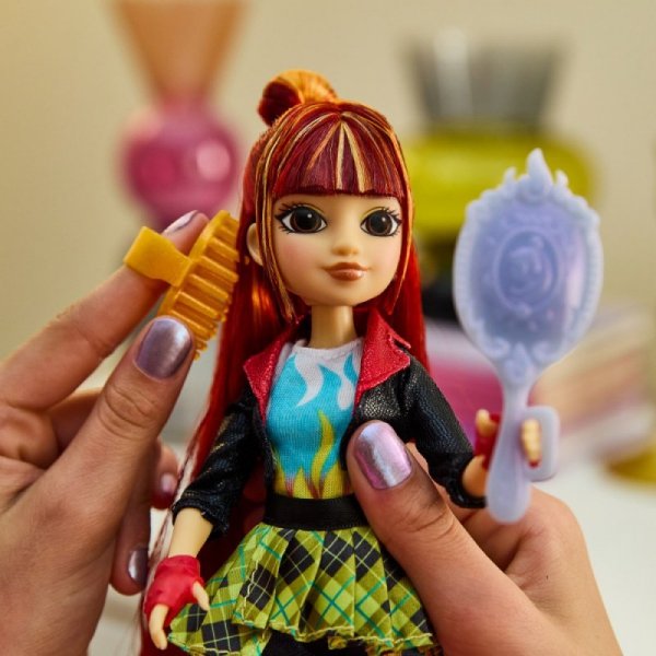 Spin Master Lalka Akademia Jednorożców Modna Valentina