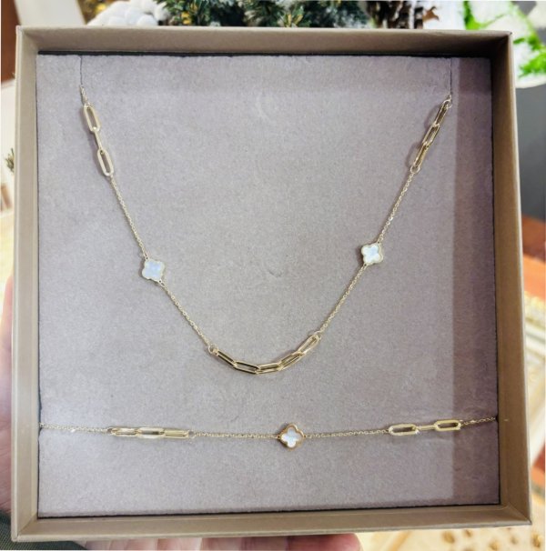 Złoty komplet z masą perłową DallAcqua – naszyjnik i bransoletka 585