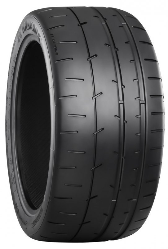 Opona 285/30 R20 99Y Nankang CR-S Etykieta:D-C-B-73 dB