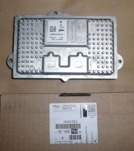 $ Module de phare Peugeot 5008 II droit  ,  1616879280