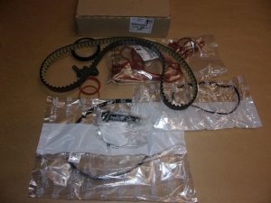 $ Original  Kit de distribution complet Citroën C4 Cactus Peugeot 308 1.2THP distribution sans tendeur ni galet (le kit contient-9850651080, 9677855380, 9814639380, 9817665180, 9675874180, 9835304280 + 3 joints et 2 vis) ,  1654515580