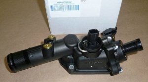 $ Boîtier de thermostat Renault Clio IV 1.5DCI, 110602770R, 