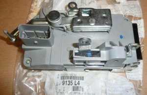 $ SERRURE DE PORTE Avant gauche PEUGEOT 807 CITROEN C8, 9135L4, 9135.L4