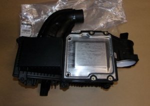 $ Original  Boîtier de filtre à air Laguna III 3.5 V6 , 8200708441