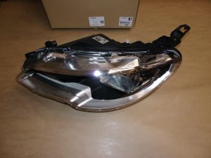 $ Projecteur Peugeot 301 gauche, 9817298380, 9817298380, 