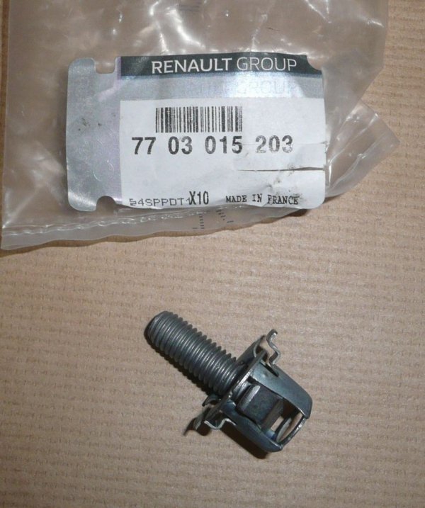 Original  Agrafe de protection sous moteur Renault Master III , 7703015203
