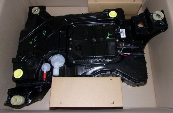 Original Adblue Réservoir für Peugeot 308 II BlueHDI , 1682619580 , 9815111480