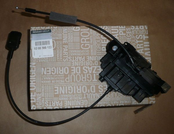 Original  Serrure de porte Renault Clio III avant gauche , 8200300123