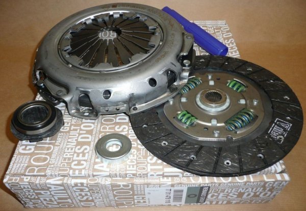 Original  Kit d'embrayage complet Renault Clio II, Espace III, Laguna Megane, Scenic 2.0 16V , 7701478115
