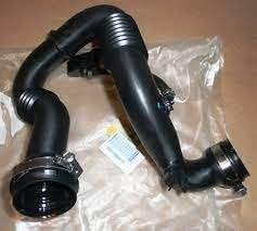 ORIGINAL Tuyau D’air RENAULT TRAFIC 2.0 DCI  ,93864697 , 8201068612 , 1657800Q0A , 