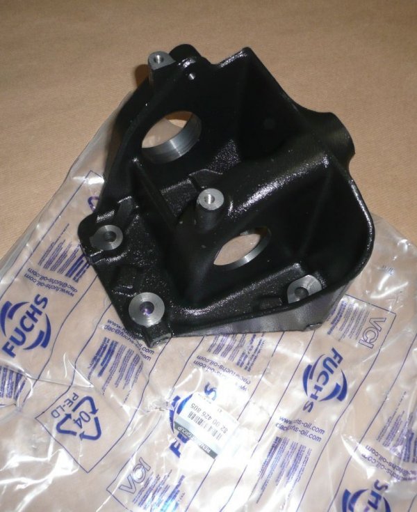 $ Support de demi-arbre Renault Trafic II 2.5DCI , 8200426805