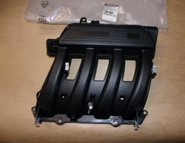 Original  Collecteur d'admission Renault Clio III 1.4/1.6 16V , 8200647666