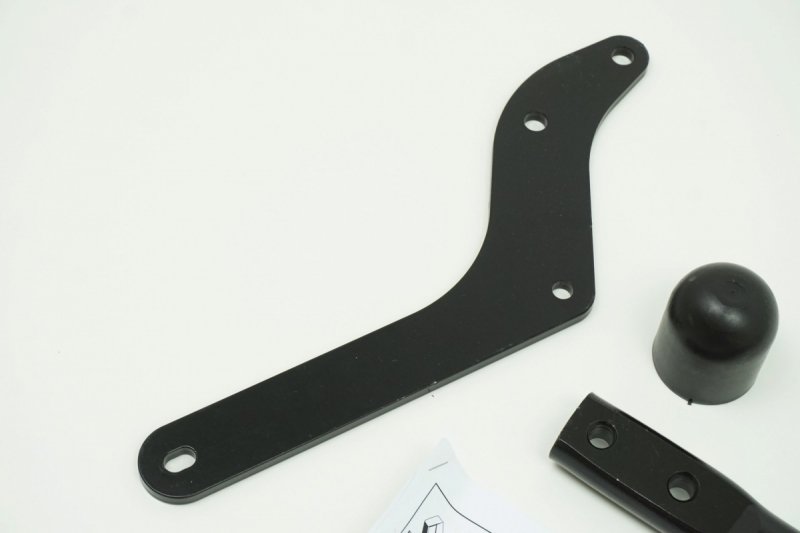 Kit de montage d'attelage d’origine Dacia Duster, 8201698536