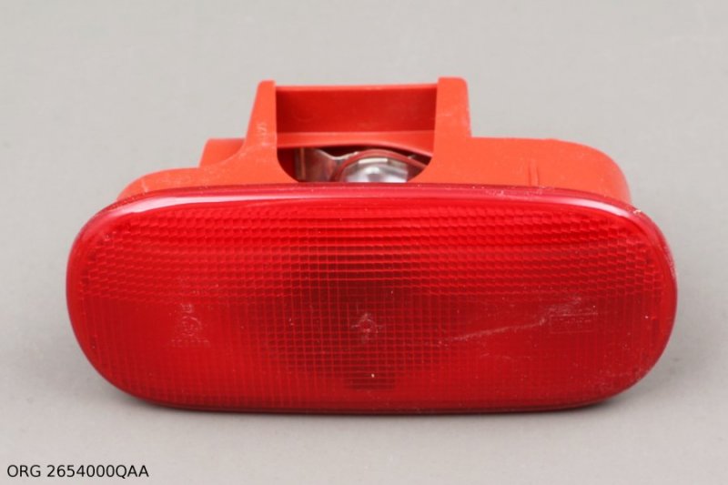 Pièce d’origine feu stop pour Renault Master II depuis 1998, 2654000QAA , 7700352940