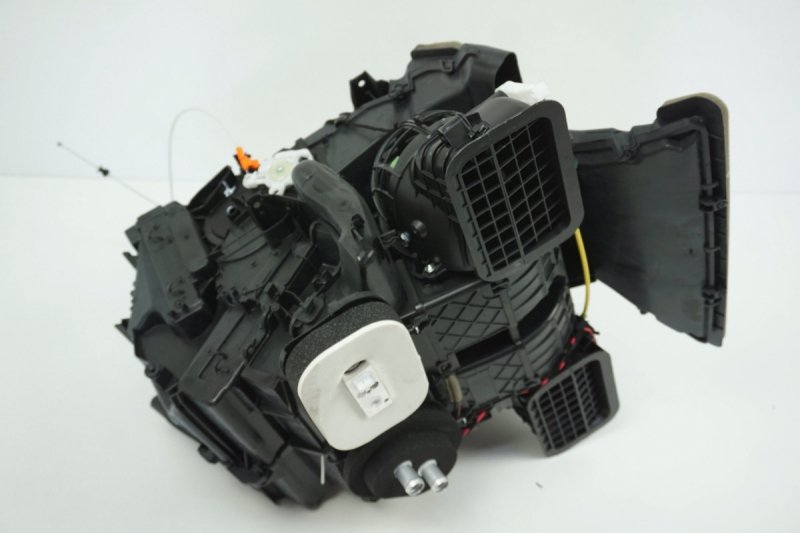 Original Radiateur de chauffage CARMAN X82 Valeo Trafic III Vivaro talento nv300 , 272706486R , 93460846