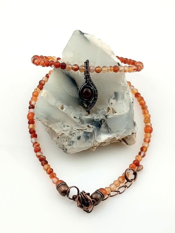 Naszyjnik z karneolem dla numerologicznej 1, 2, 5 i 6