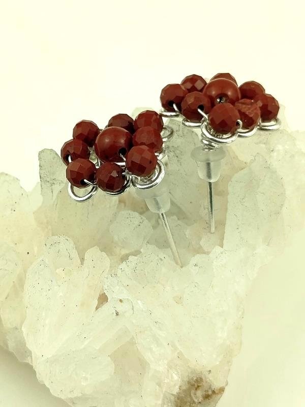 Kolczyki ze srebra z jaspisem czerwonym dla znaku Barana, Koziorożca i Byka