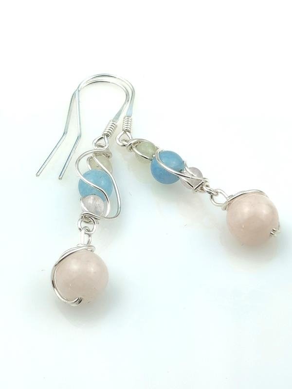 Kolczyki ze srebra z morganitem – kamieniem miłości i współczucia