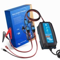 Blue Smart IP65 Charger 12/10 + DC connector 