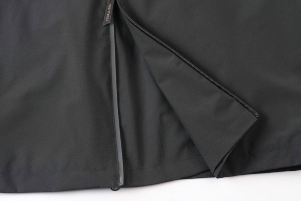 Płaszcz przeciwdeszczowy Covalliero SS2026 - czarny