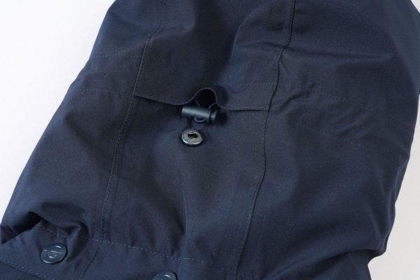 Płaszcz przeciwdeszczowy Covalliero SS2026 - navy