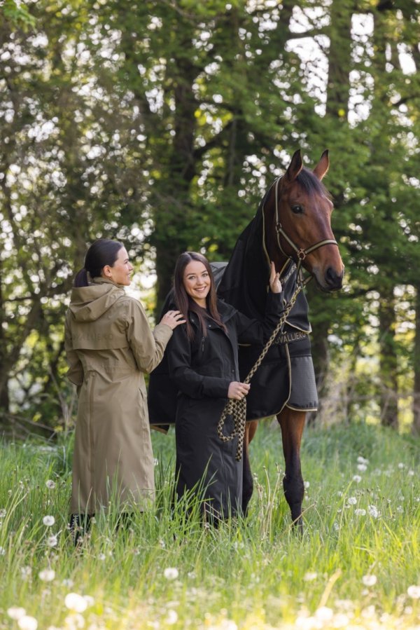 Płaszcz przeciwdeszczowy Covalliero SS2026 - czarny