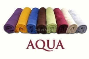 Ręcznik jednobarwny AQUA rozmiar 70x140 beżowy