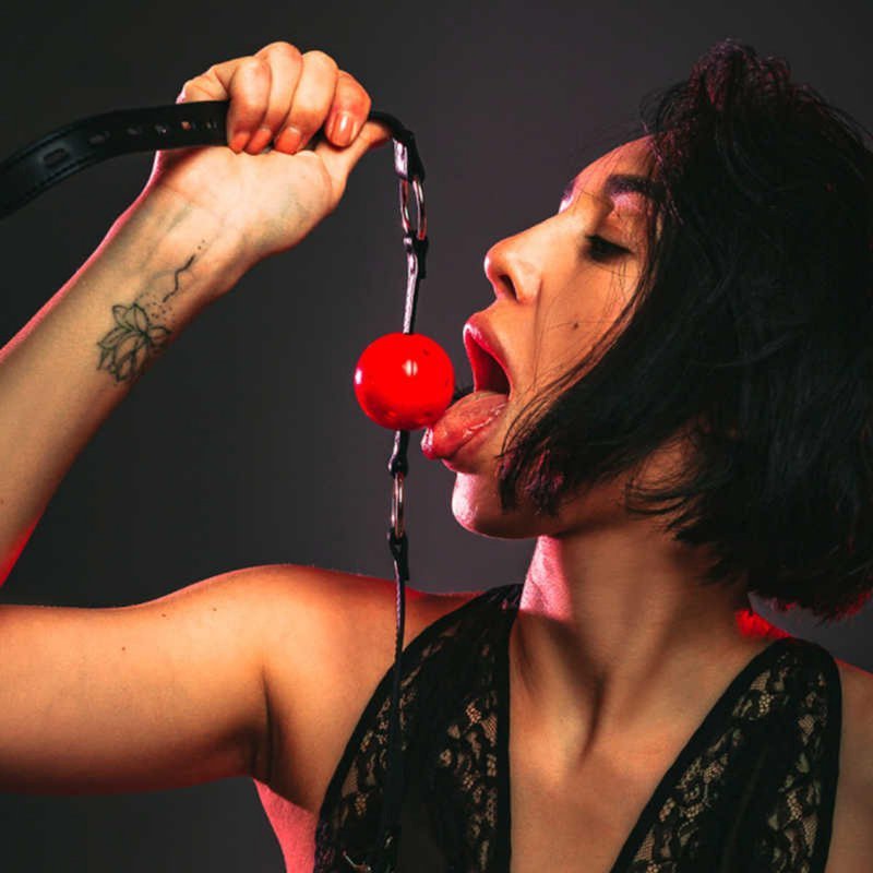 Gag party hard love spell red
