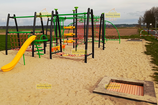 place zabaw sprawnościowy, street workout, sprawnościowy plac zabaw, plac zabaw do ćwiczeń, plac zabaw z drążkami, place zabaw sprawnościowe, drabinki sprawnościowe, street workout place, Plac street