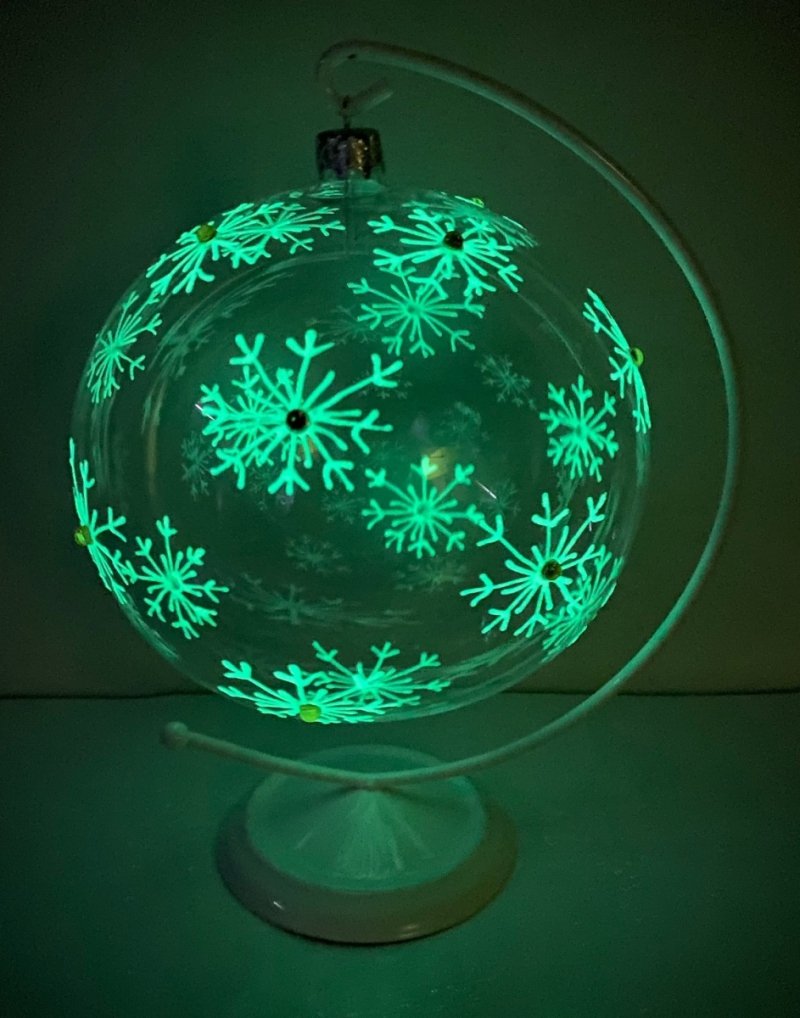 Bombka 15 cm śnieżynki luminescencyjna