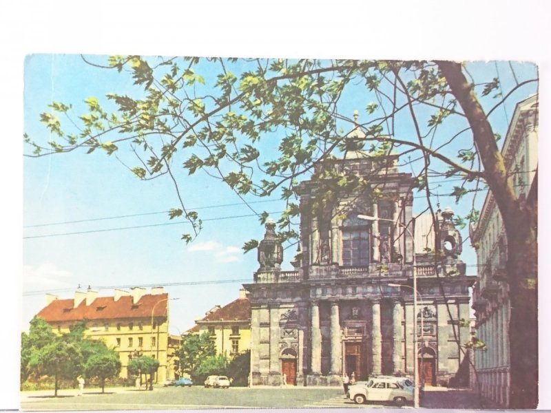 WARSZAWA. FASADA KOŚCIOŁA KARMELITÓW