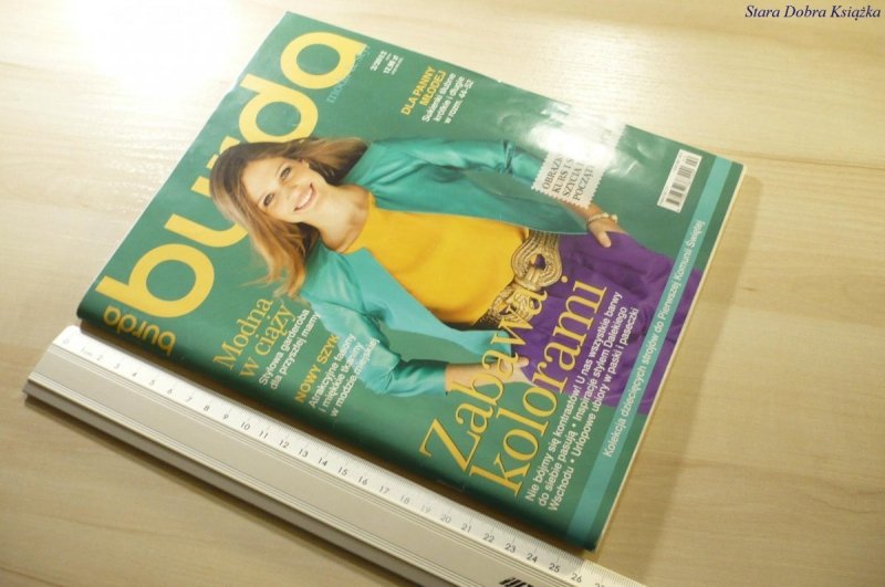 BURDA 2/2012 ZABAWA KOLORAMI