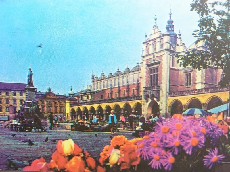 KRAKÓW. RYNEK GŁÓWNY FOT. T. BLIŃSKI