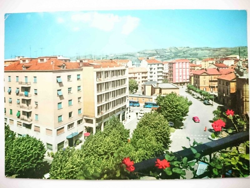 ACQUI TERME. PIAZZA MATTEOTTI – PALAZZO ARISTON