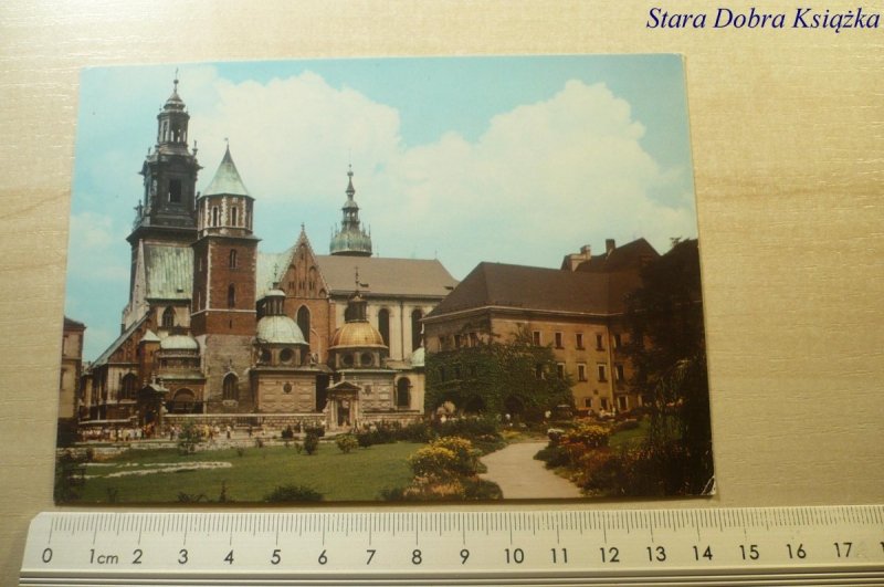 KRAKÓW. KATEDRA NA WAWELU FOT. S. JABŁOŃSKA