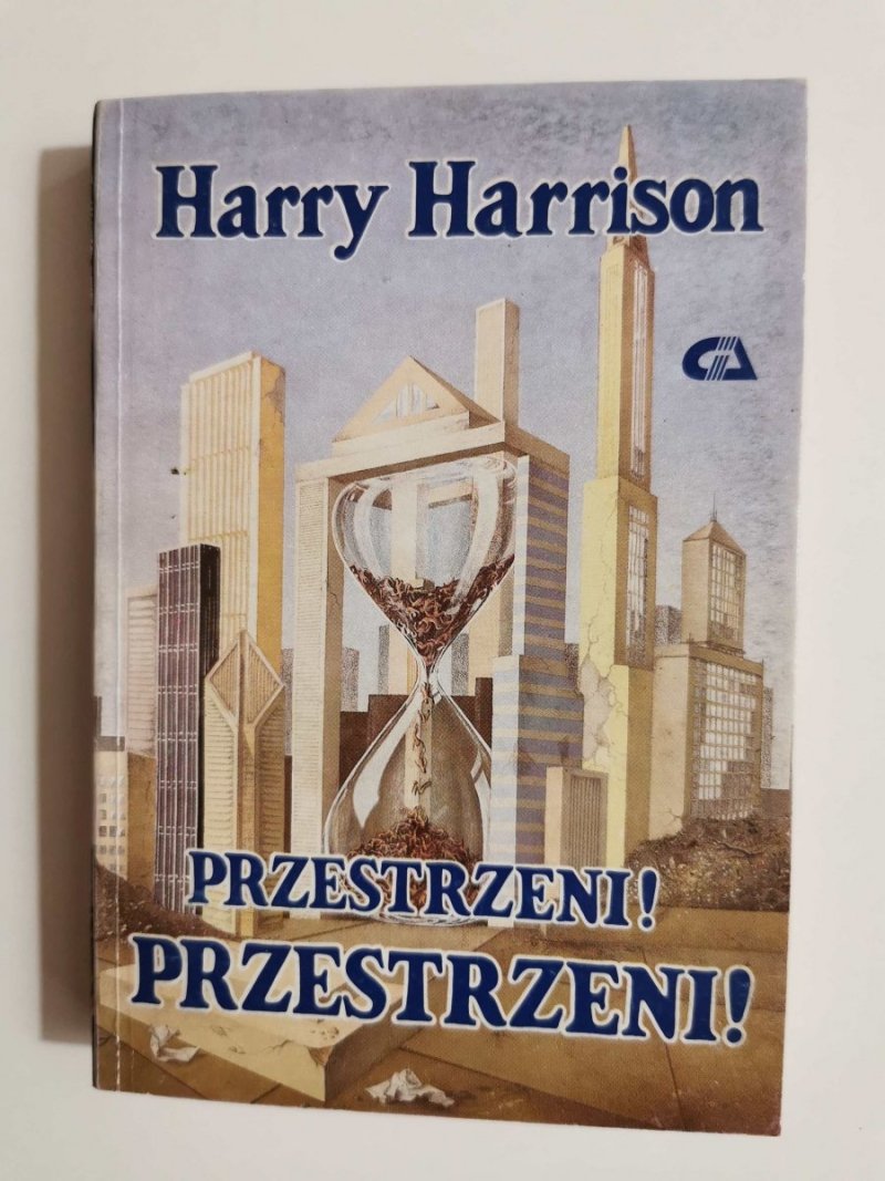 PRZESTRZENI! PRZESTRZENI! - Harry Harrison 1990