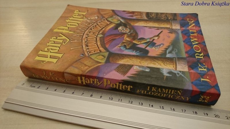 HARRY POTTER I KAMIEŃ FILOZOFICZNY - Rowling 2000