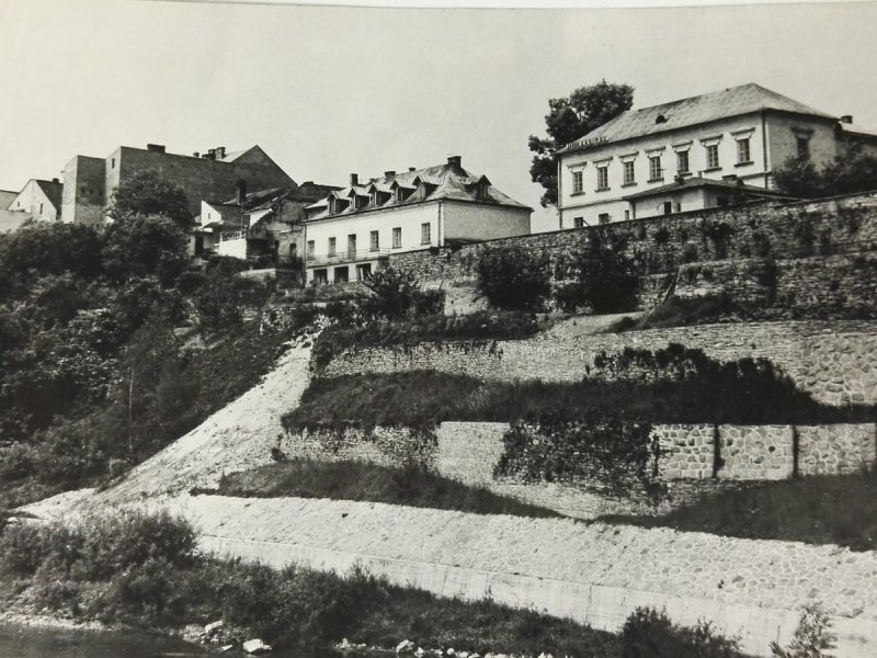 GRYBOWA. FRAGMENT MIASTA FOT. T. CHRZANOWSKI