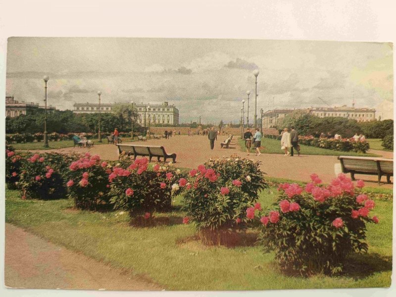 LENINGRAD RHE FIELD OF MARS