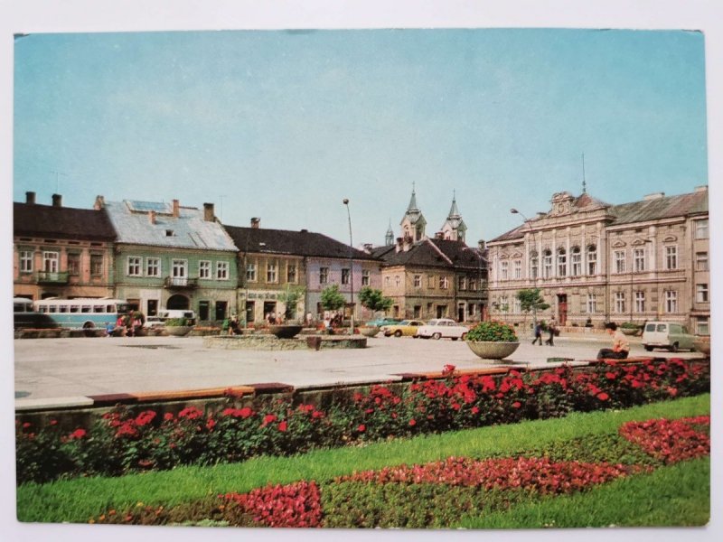 SANOK. PLAC REWOLUCJI PAŹDZIERNIKOWEJ FOT. SIUDECKI